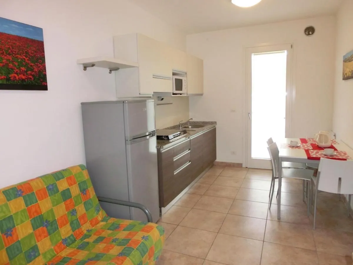 Apartamento Comfy Flat In A Beautiful Village With Swimming Pool Bibione