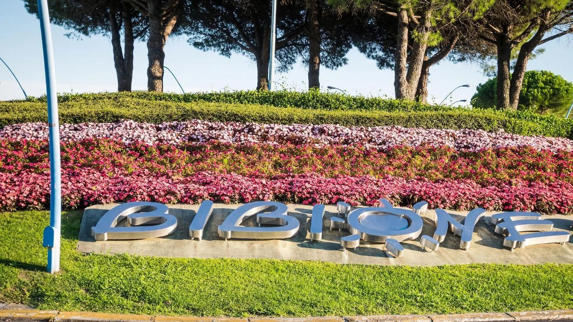 Comfy Flat In A Beautiful Village With Swimming Pool Bibione Apartamento